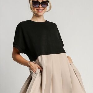 Umgee Umgee Full Size Round Neck Pleated Dress with Side Pockets 2XL